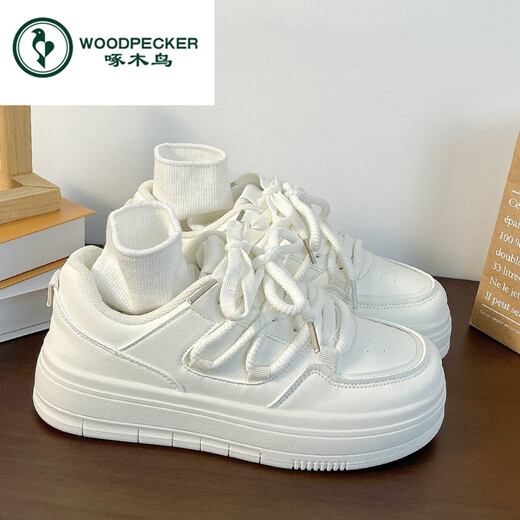 啄木鸟百搭松糕小白鞋女春夏季小众厚底板鞋2025新款增高休闲运动鞋 米白色 35