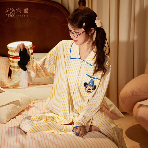 Gongdie Light and Soft Disney Mickey Couple Pajamas for Women Spring and Autumn Modal Cotton Long Sleeve Men's Home Clothes