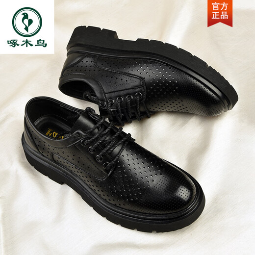 
Woodpecker men's leather sandals 2025 new breathable hollow casual business formal wear thick sole mesh with holes for men's summer black A15262 punched leather shoes 42
