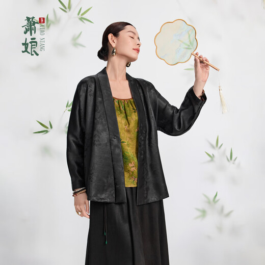 
Xiao Niang [Mo Heyun] Jacquard Satin Cloud Shape New Chinese Long Sleeve Jacket Mulberry Silk Chinese Style 1463 Black 2XL 140-150Jin [Jin equals 0.5 kg]