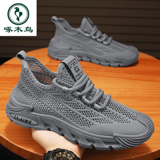 Woodpecker broken size breathable mesh bread head sandals sports running soft sole hollow hole shoes men AQ9221 black sports shoe size 43