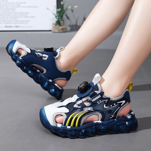 Children's Sandals Boys Summer 2025 New Baotou Beach Shoes for Big Children Boys Soft Bottom Anti-Slip Summer Mesh Sapphire Blue 38