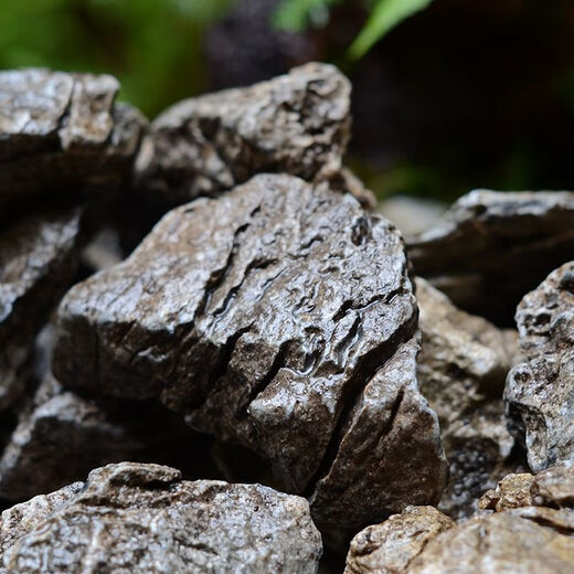 Fish tank stone ornamental stone natural micro landscape original color blue dragon stone aquarium fish tank moss plant potted decoration 10-12 cm blue dragon stone buy 5 pieces and get 10 pieces