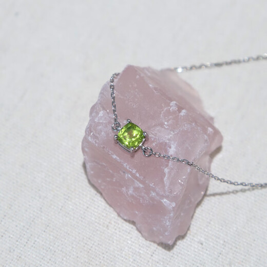 Jinxu 85-point green peridot bracelet for women, 925 silver colored jewelry, classic and exquisite, popular ins for girls’ birthday gifts