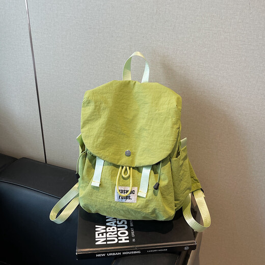 2025 Les derniers sacs pour femmes incontournables de petits sacs légers pour les sorties et les petits sacs à dos, Gern Green