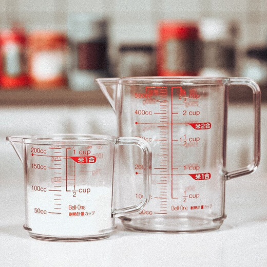 ASVEL measuring cup kitchen scale cup milk egg cup cake baking tool heat-resistant and high-temperature imported from Japan 500ML