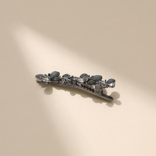 Chimera (CHIMERA) rhinestone hollow butterfly bangs side clip broken hair duckbill clip small hairpin headdress female hairpin female birthday gift
