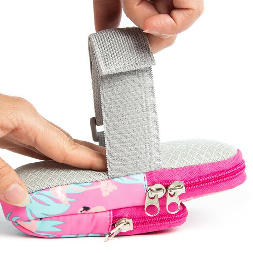 Lightweight running mobile phone bag tied to arm bag beauty dancing sports listening to music earphone hole mini bag thin cover compact gray moon color