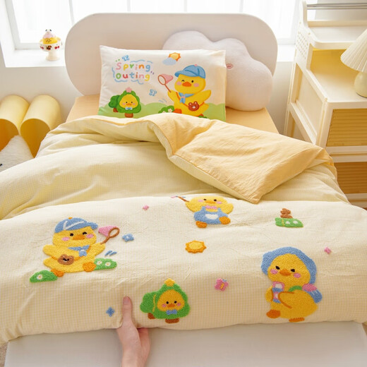 Kindergarten three-piece quilt set for children, pure cotton bedding, six-piece set for baby's entry into the kindergarten, crib nap quilt cover, bedding set, Yubao-Outing Duck, Class A standard multi-piece set, quilt cover 120*150cm