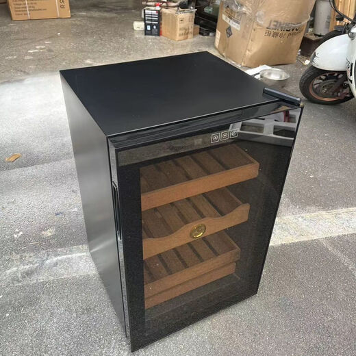 Double small shop Zunbao 65L export last order Constant temperature household cigar cabinet humidor humidor Spanish cedar wood shelf 460*540*735mm (width depth height) 65L