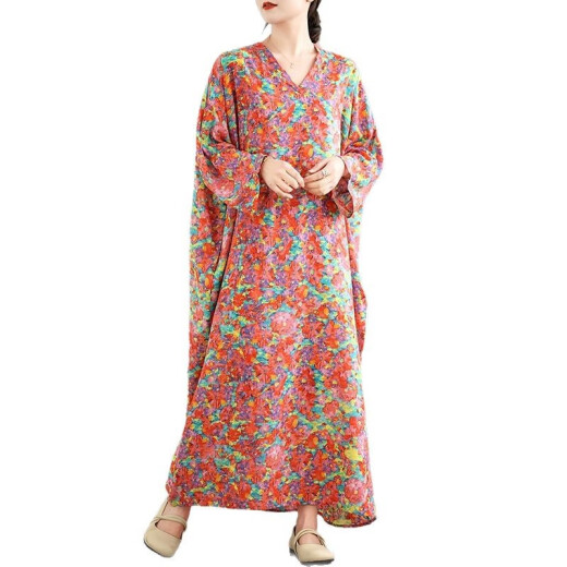 
Su-ordered 2025 summer new styles and multiple colors and vacation style loose large size women's V-neck retro long dress 9755# green one size