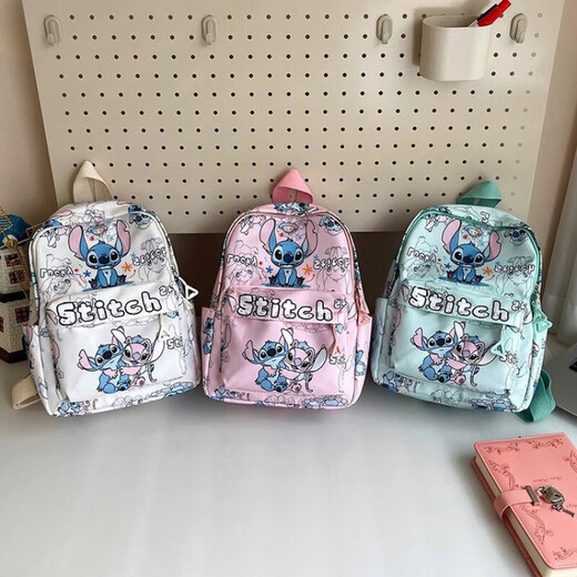 2025 Nouveau sac à dos à la mode et polyvalent pour les femmes mignonnes caricatures animées collégiales d'étudiant Light Schoolbag noir