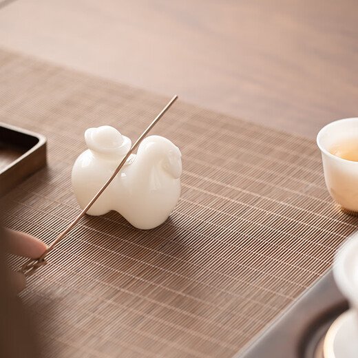 SUSHI CERAMICS ice jade porcelain, immediately rich tea pet ornaments, tea tray, tea table, creative ornaments, gift box, high-end souvenirs