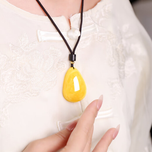 Shi Yue jewelry collection grade natural raw mineral beeswax pendant made of Russian material for men and women, chicken oil yellow and white flower beeswax 2-4 grams