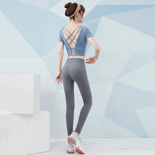 Vansydical yoga costume pour les femmes en été mince de mode haut de gamme Running Fitness Costume à manches courtes Internet célébrités pour débutants Suisse à deux pièces noires TC9214 XL