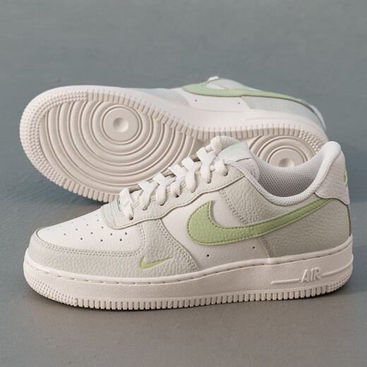 Nike (Nike) Damenschuhe Air Force 1 '07 Komfortable schockabsorbierende und kräftig-resistente Sport- und Freizeitschuhe IB3881-001 35.5