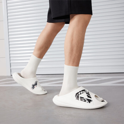 De style pic extrêmement petit glisser-fasse drag élastique et confortable et confortable chaussures de plage de grande hauteur épaisses de pantoufles de sport antidérapantes et 53127l