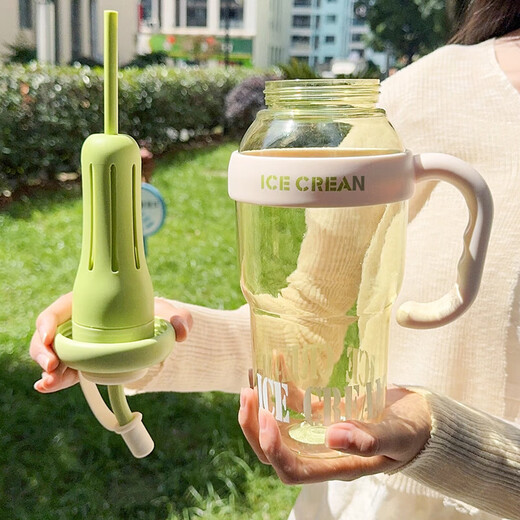 Good-looking Big Mac water cup for girls, portable hand-held anti-scalding design with straw, tea leak, scented tea plastic water cup, green 1.3L