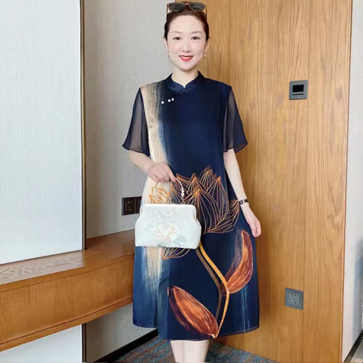 确不凡40岁女人穿搭套装春天穿的裙子新中式高贵妈妈连衣裙中年新款洋气 BZ723浅蓝色 XL建议85-105斤 均码