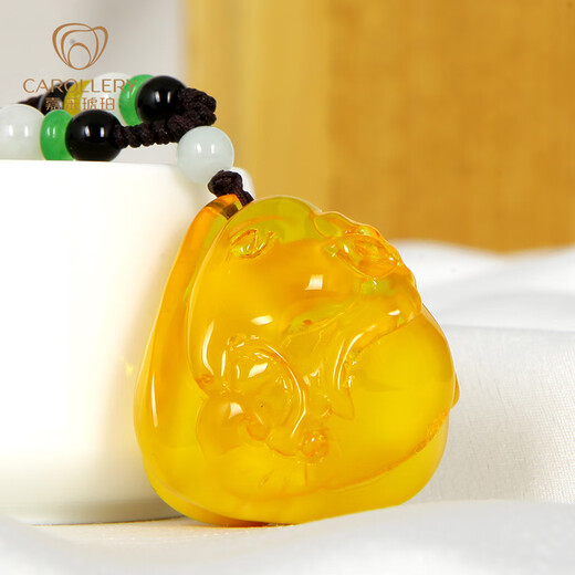 Jiale amber beeswax pendant female beeswax carved elephant pendant natural amber authentic birthday gift one thing one certificate