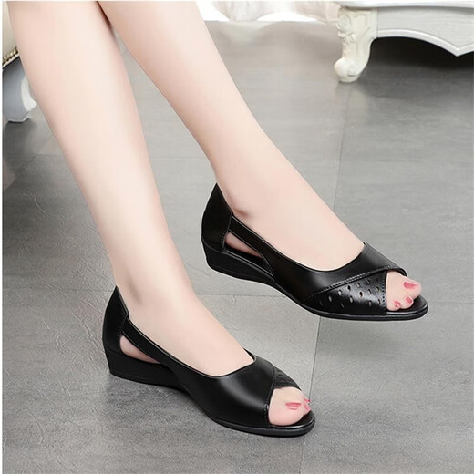 Zulijian Master beef tendon sole for women, soft leather flat sole comfortable fish mouth shoes, versatile hollow mother shoes, wedge-worn women's sandals fashion sandals Wenzhou Huidong not tired feet, hole shoes outside - black 35 sandals for women 2025 new style