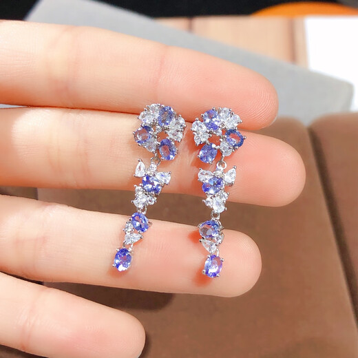 QIWN2025 New Tanzanite Earrings Gorgeous Purple Pure Body Exploding Fire Color 925 Silver,