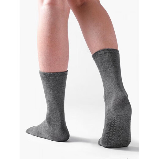 Yoga socks non-slip men's five-finger Pilates fitness skipping rope mid-tube adult indoor floor men's style - black + gray 2 pairs