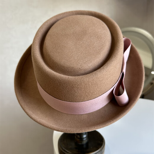 Woodpecker (TUCANO) fashionable camel curly top hat for women, autumn and winter French wool felt hat with bow, elegant flat-top woolen hat for ladies, burgundy light pink high-density fine cotton bow, high weight curly wool concave top hat, adjustable (56-58cm)