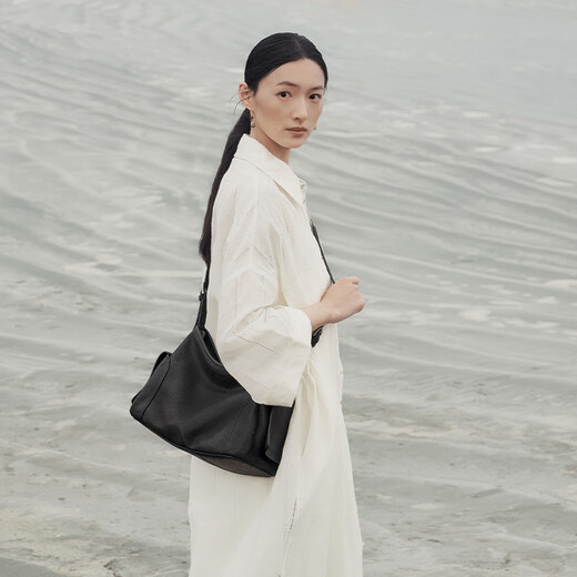 Qiu zhen [mismo modelo en celebridad] vegetal bronceado cuero de vaca de vaca xiaoyao bolso de un solo hombro