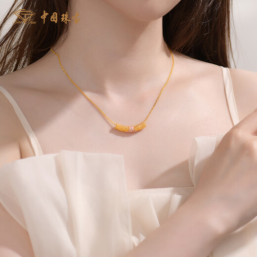 Chinese jewelry 18k gold pendant for women K gold ten-mile peach blossom transfer beads K gold necklace for girlfriend and wife Valentine's Day birthday gift Net gold weight 0.3 grams