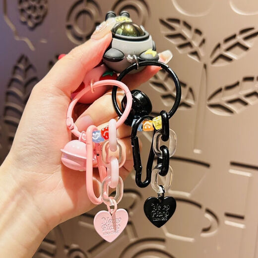 High-end and exquisite anti-lost car key chain, school bag pendant, doll, creative male and female couple starry sky bear keychain, black tide cool lightning bear + black peace