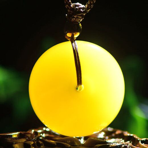 A Thousand Years Jade Chicken Oil Yellow Beeswax Peace Buckle Pendant Chinese Style Sweater Chain Meaning Peace and Perfection One-foot Gold Top Bead QZH3333i 6.57g