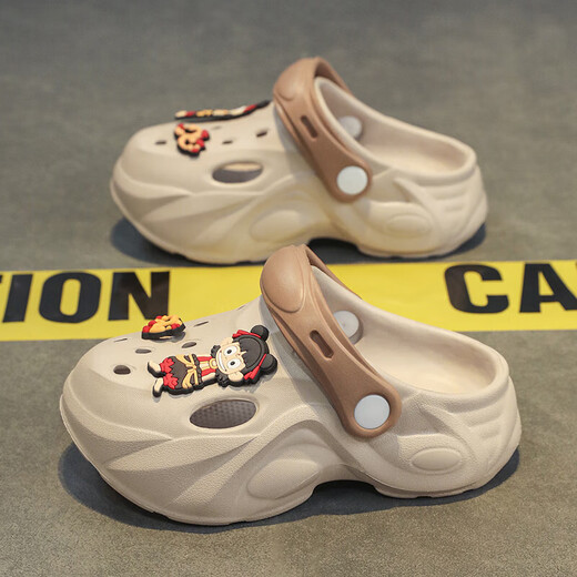 Jungen und Mädchen Hole Schuhe Kinder neuer Sommer 2025 weicher Sohle nicht rutscher Sandalen Strandschuhe Junge Pantoffeln Kinder Big Mihong 34