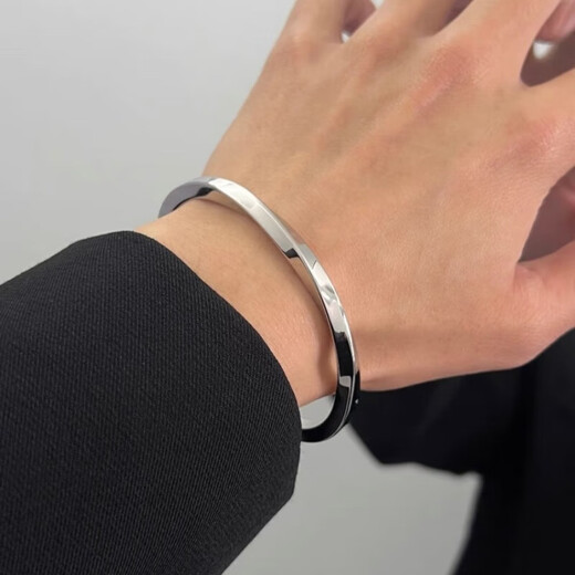 Half grain quality pt950 platinum bracelet new platinum men's Korean version trendy 18K open Mobius bracelet platinum circumference 16cm