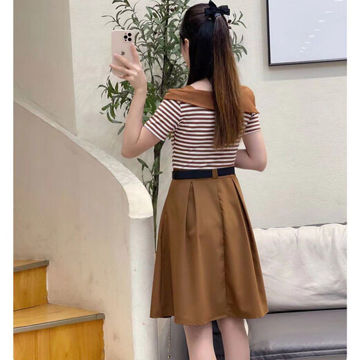 Sai Shiou Alter reduzierendes Modekleid für Frauen im Sommer 2025 Neuer Stil, stilvoller, schlanker und hüftgetränkter, gefälschter zweiteiler kurzärmeliger Rock, schwarzer Rock 6621, Gürtel M.