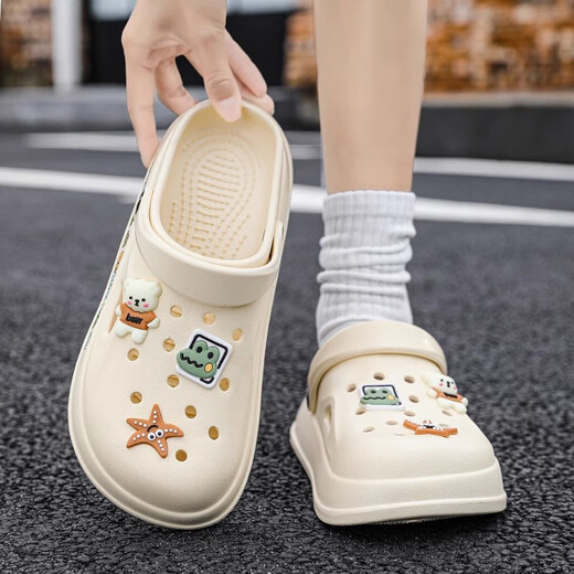 G.Duckkids Girls Slippers Summer New Style Boys Boys's Boys's Delys Hole Saandals Женские детские сандалии для детей среднего размера.