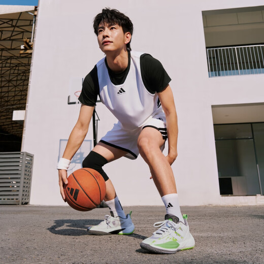 阿迪达斯 （adidas）XNOBURST透气缓震回弹团队款实战篮球鞋男鞋子新款adidas 白色/绿荧光/灰色(KK3527) 40 245mm