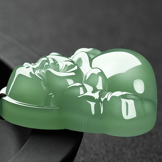 Red crisp hand Hetian jade pendant Buddha female model ice bottom clear water Buddha jade pendant necklace thick 25mm