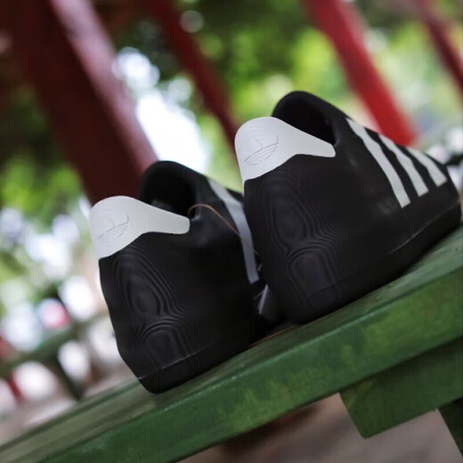 Adidas (adidas) Clover Casual Chores Chaussures pour hommes Chaussures pour femmes 2025 Summer New Pin Lightweight Sports Chaussures IF6182 38.5