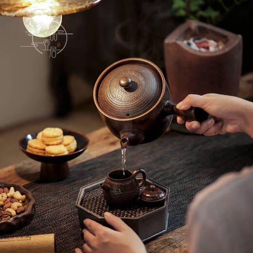 Cocinar té en la estufa, uso en el hogar, té hirviendo, agua hirviendo, puro lado de barro de roca de lana a mano mango de leña de gran capacidad, tetera rongtian elaboración de cerveza, modelo de mano izquierda chaiyao 16813 conciencia 1080ml 701ml (inclusive) -800ml (inclusive)