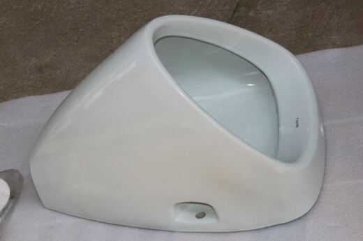 Jiumu kleine Farbwand hängende Urinalmauer Hänge Urinal Haushalt Keramik Urinal Cu1478 Kleine Weiß