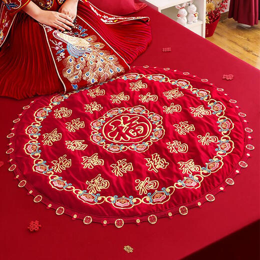 
Three-equivalent tiger red festive embroidery, Baifu is made by the bride, a blessing mat, a wedding mat, a woman is getting married, a wedding preparation product, a gold-edged mat, a gold-edged embroidery, a gold-edged embroidery, 9898c