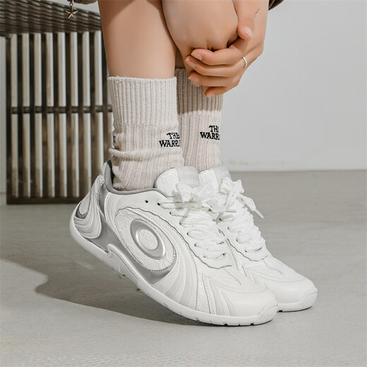 [Exportation vers les ventes domestiques] Mentes et femmes à la mode de la même qualité rétro de style rétro jaune chaussures de formation morale sond