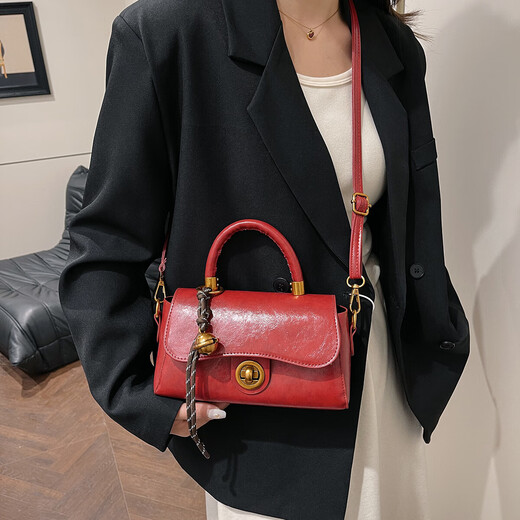 2025 Frühlings- und Sommer PU Retro kleine quadratische Beutel modische einfache Tasche Quadratschlosse kleine Tasche rot