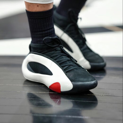Adidas (adidas) Harden eight generations of practical basketball shoes Harden Vl. 8 black and white men black orange IE2694 40
