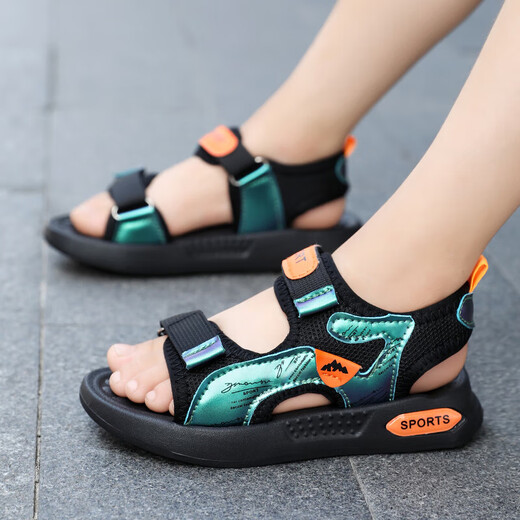 2025 new boys' sandals, medium and large children's sandals Pikachu summer boys' beach shoes, handsome and versatile primary school students, black orange 40