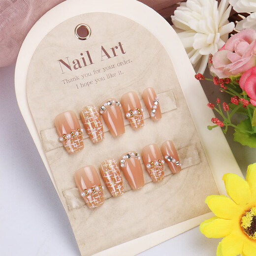 Meine sieben Tage Little Red Book handgezogene Rüstungen Großhandel Kurzer Nackt Smile Nagelkunst Nagelplatte Fertiger Nagel Patch gefälscht bis 1047 Crystal Purple Butterfly Phototherapie Klebstil
