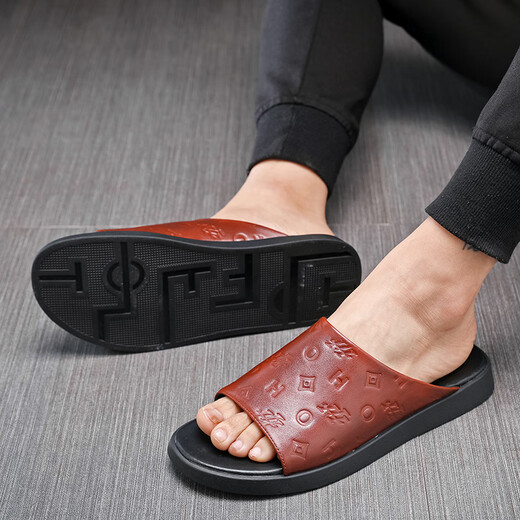 Nosskiss International Luxury Brand Herrenschuhe und Pantoffeln High-End-Flip Flops bequemer Anti-Rutsch-Strand-Drag Modier und vielseitig Sandalen Schwarz [Brand Gift Box] 40
