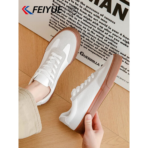 Zapatos voladores para hombres, zapatos de entrenamiento de, nuevos zapatos de lona, ​​tablero de moda casual versátil, zapatos casuales transpirables, versátil 882 caqui 38 _ tamaño más grande, elija una talla más pequeña