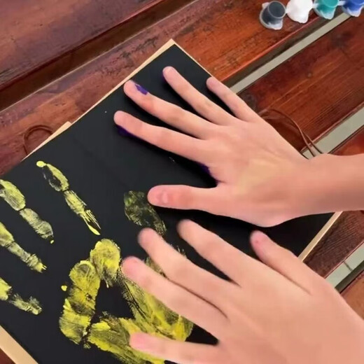 Wild pigeon organ print palm handprint drawing growth memorial album sixth grade folding memorial album couples graduation quatraining. Universal printable 48 handprints with length about 3887m. Give 12 colors acrylic paint + 2 brushes + plating